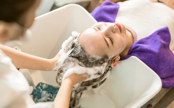 Có nên gội đầu mỗi ngày?