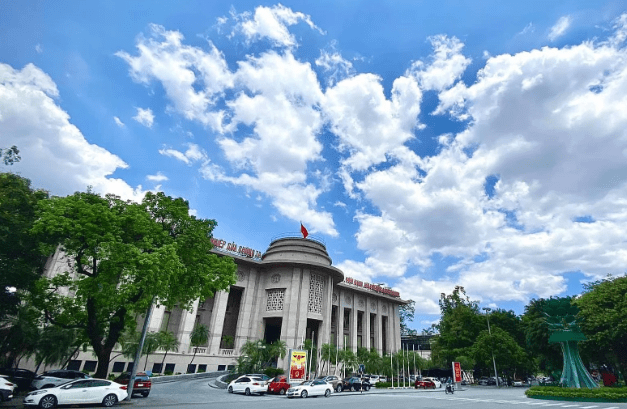 NHNN hút ròng hơn 3300 tỷ đồng qua kênh tín phiếu sau 4 tháng tạm dừng