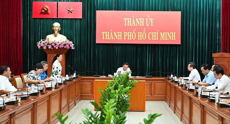 Ban Chỉ đạo thực hiện sắp xếp, tổ chức lại đơn vị hành chính các cấp và xây dựng mô hình chính quyền địa phương 2 cấp tại TPHCM họp chiều 9/6 - Ảnh: Việt Dũng