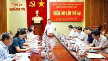 Quảng Trị: Dự kiến chi 32,5 tỉ đồng hỗ trợ cho cán bộ ra Trung tâm hành chính công tác sau khi sáp nhập