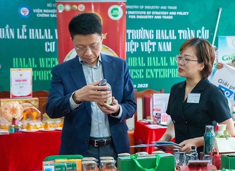 Tháo gỡ vướng mắc, tăng hiệu lực chống hàng giả Tháo gỡ vướng mắc, tăng hiệu lực chống hàng giả