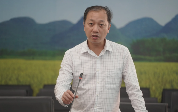 Ông Nguyễn Quang Hiếu: