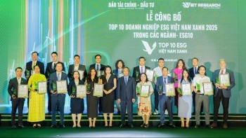 Tập đoàn Tân Á Đại Thành vinh dự được vinh danh trong Top 100 Doanh nghiệp ESG Việt Nam Xanh 2025