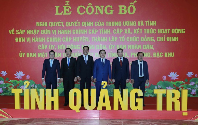 Phó Thủ tướng Trần Hồng Hà dự lễ công bố tại TP. Đồng Hới, tỉnh Quảng Trị - Ảnh: VGP