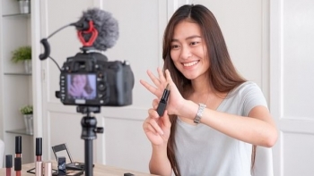 Thứ trưởng Bộ Công Thương: Bán hàng livestream, online sẽ có luật quản lý riêng