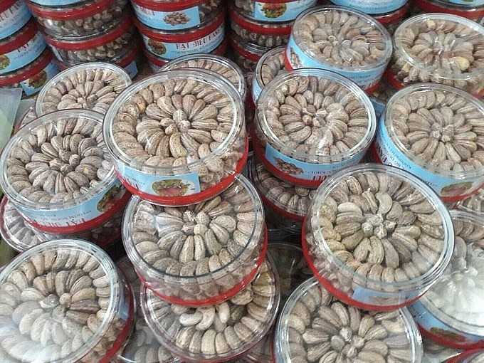 Các dòng sản phẩm điều chế biến sâu như hạt rang, hạt tẩm gia vị giúp nâng cao giá trị xuất khẩu và đáp ứng xu hướng tiêu dùng cao cấp tại nhiều thị trường.