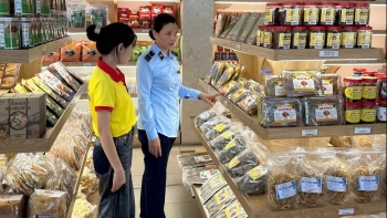 Hàng giả trên sàn thương mại điện tử: Vấn nạn cũ – thách thức mới