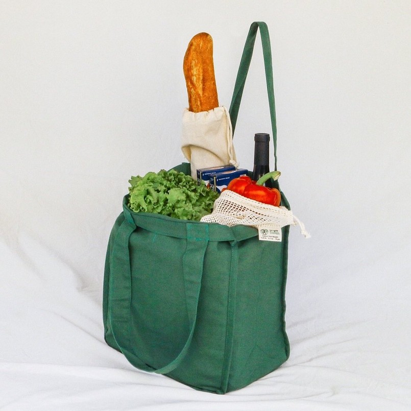 Bộ túi vải & jute hữu cơ – biểu tượng cho hành vi tiêu dùng xanh, thay thế túi nilông truyền thống, lan tỏa phong cách sống thân thiện với môi trường.