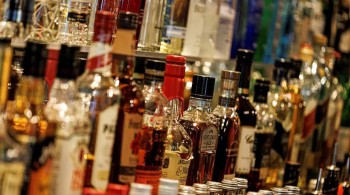 Tăng mạnh thuế tiêu thụ đặc biệt với rượu bia, thuốc lá từ năm 2026