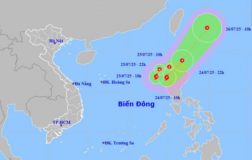 Áp thấp nhiệt đới mới hình thành khả năng đi vào Biển Đông và mạnh lên thành bão trong vài ngày tới (Ảnh: NCHMF).