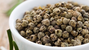 Giá tiêu đồng loạt tăng sau chuỗi ngày đi ngang, thị trường thế giới biến động trái chiều