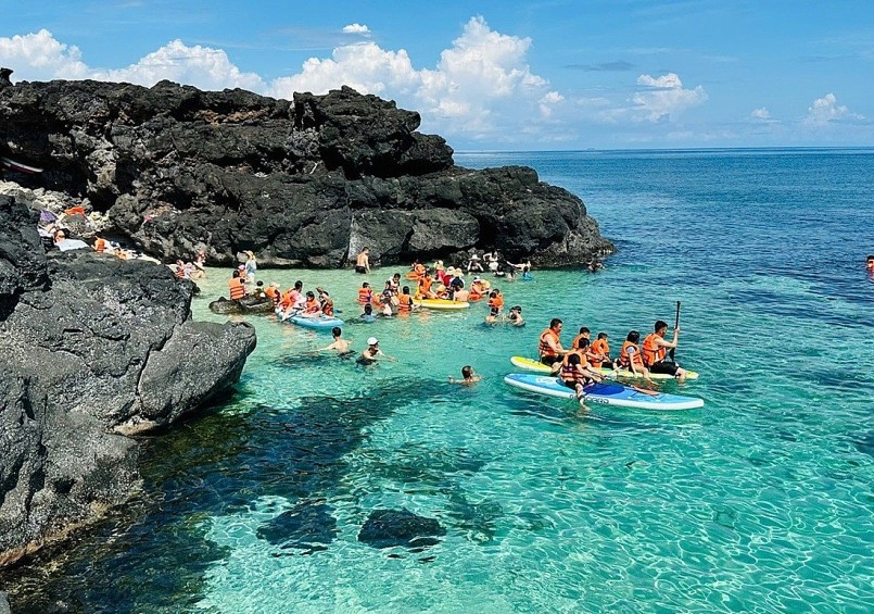 Không gian du lịch mở rộng: Thách thức định hình bản sắc mới