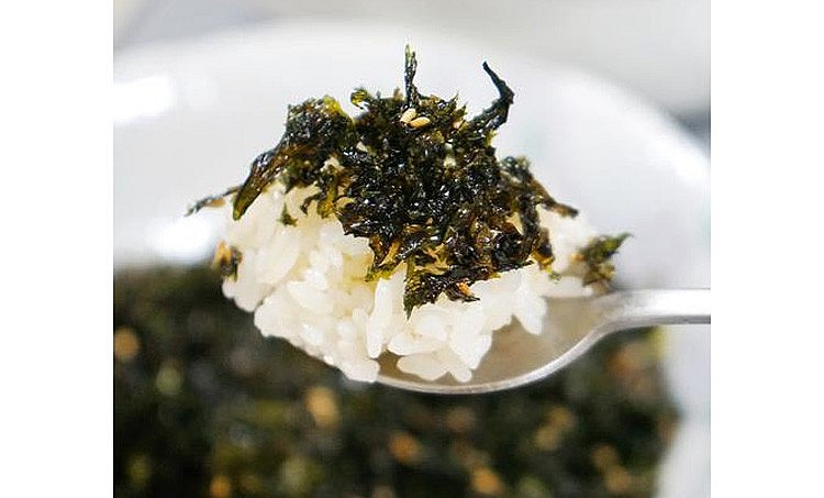 Từ món ăn cổ truyền châu Á, rong biển khô đang dần trở thành “siêu thực phẩm” được ưa chuộng trên toàn thế giới nhờ giá trị dinh dưỡng vượt trội.