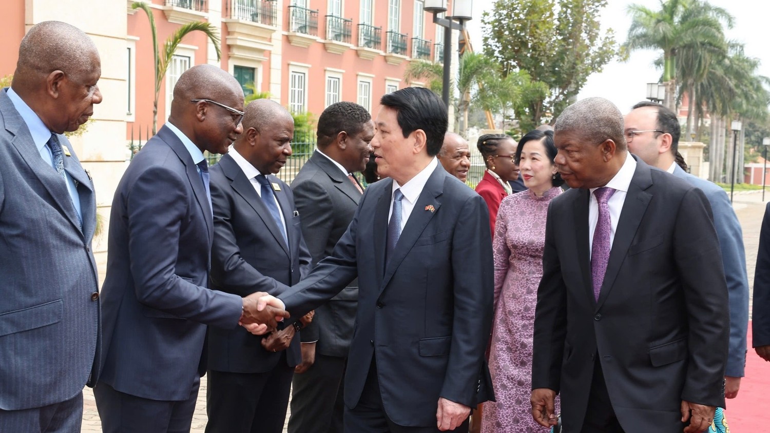 Chủ tịch nước Lương Cường và Phu nhân cùng Đoàn đại biểu cấp cao Việt Nam thăm cấp Nhà nước Cộng hòa Angola.