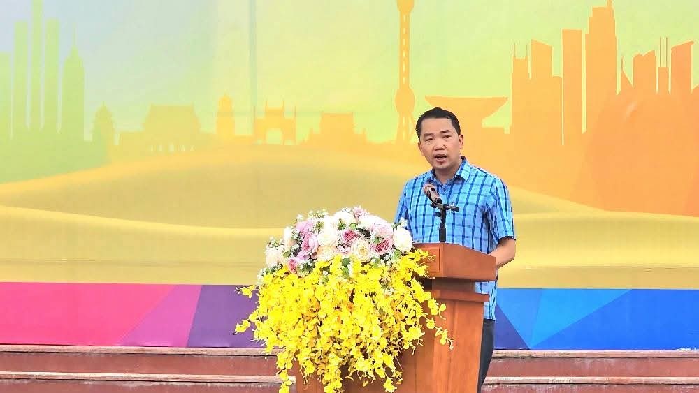 Phường Bỉm Sơn đi đầu trong công tác vệ sinh môi trường và lập lại trật tự lòng lề đường, vỉa hè