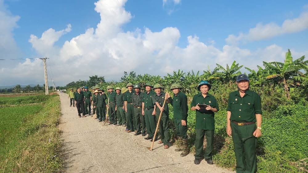 Phường Bỉm Sơn đi đầu trong công tác vệ sinh môi trường và lập lại trật tự lòng lề đường, vỉa hè