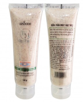 Thu hồi sữa rửa mặt hạt mơ Beaumore chứa chất bảo quản không công bố