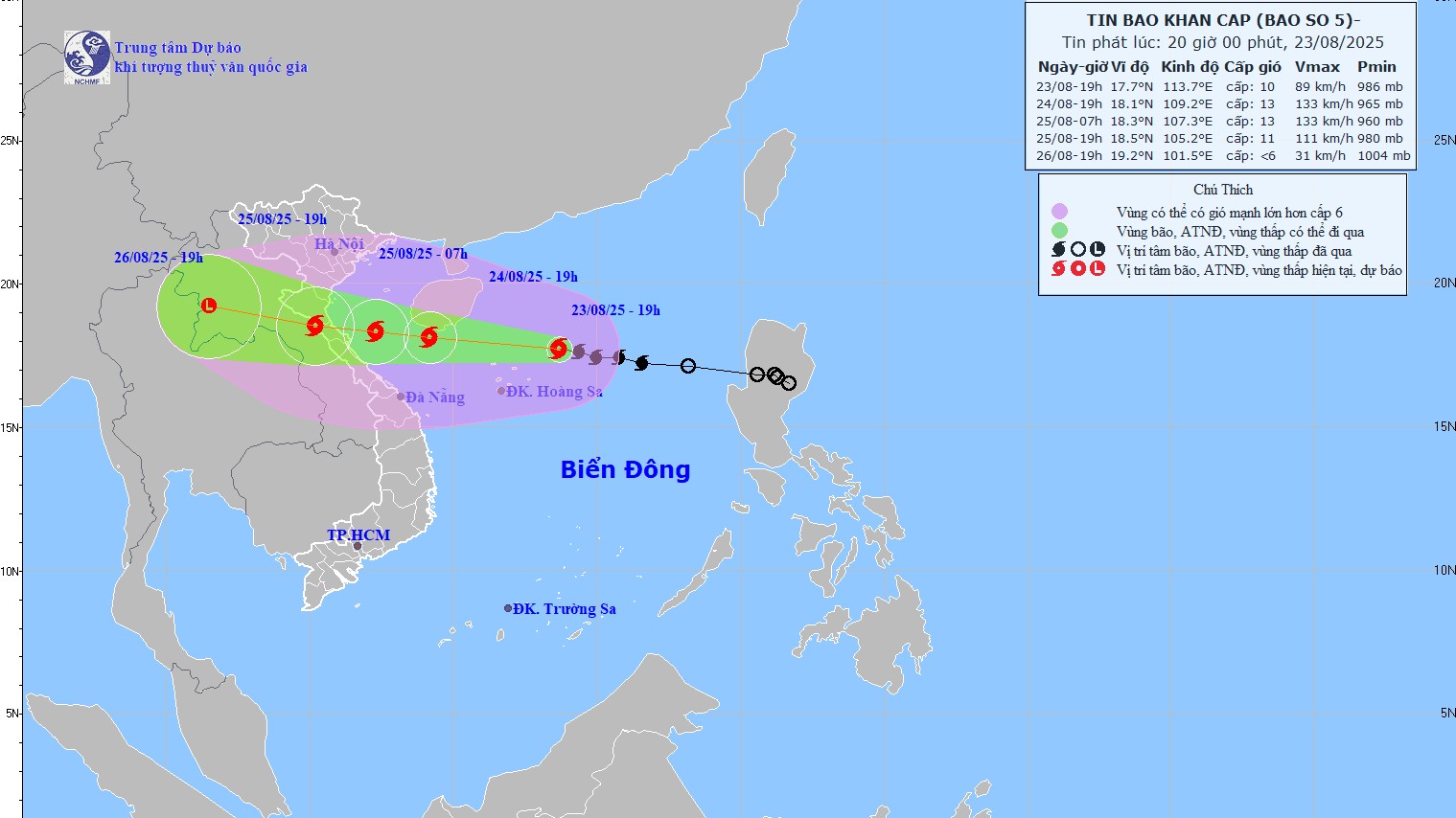 Thủ tướng chỉ đạo ứng phó khẩn cấp bão số 5, bảo đảm an toàn cao nhất cho Nhân dân