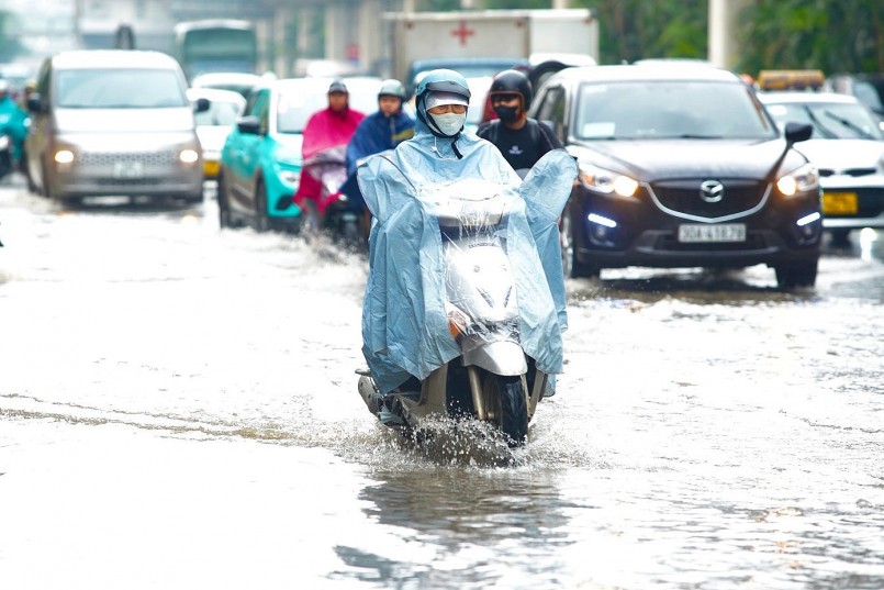 Hà Nội có thể đón mưa to do bão trong hai ngày 25-26/8.