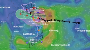 Vì sao bão số 5 Kajiki vẫn mạnh khi áp sát miền Trung?