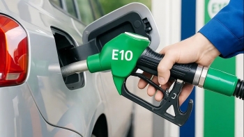 Đề xuất bắt buộc sử dụng xăng E10 từ năm 2026: Cần một lộ trình hợp lý và đồng bộ