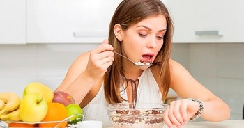 Những sai lầm ăn sáng khiến cơ thể lão hóa nhanh chóng