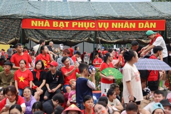 Hà Nội dựng 10 nhà bạt, mở hàng loạt điểm gửi xe miễn phí phục vụ Quốc khánh