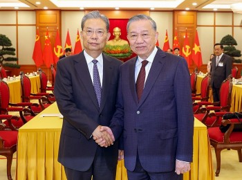 Việt Nam luôn coi việc phát triển quan hệ với Trung Quốc là yêu cầu khách quan, lựa chọn chiến lược, ưu tiên hàng đầu