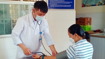 Bộ Y tế điều động bác sĩ về tuyến xã để củng cố y tế cơ sở