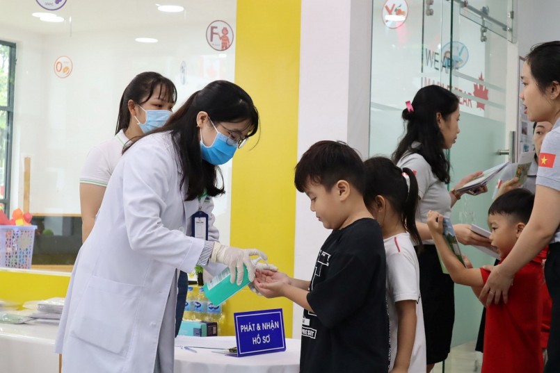 Theo thống kê mới nhất từ Bảo hiểm xã hội (BHXH) Việt Nam, chỉ trong 7 tháng đầu năm 2025, cả nước đã có trên 4,3 triệu lượt học sinh, sinh viên (HSSV) đi khám chữa bệnh BHYT. 