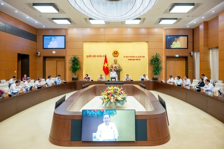 Phiên họp thứ 49 của Ủy ban Thường vụ Quốc hội xem xét, cho ý kiến về nhiều nội dung quan trọng theo thẩm quyền