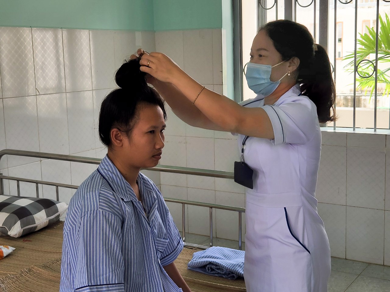 Miễn 100% học phí các ngành y tế đặc thù