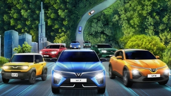 Thách thức khí thải ô tô: Doanh nghiệp và người tiêu dùng trước “làn sóng xanh”