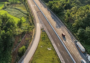 Bộ Xây dựng thúc tiến độ hàng loạt dự án hạ tầng