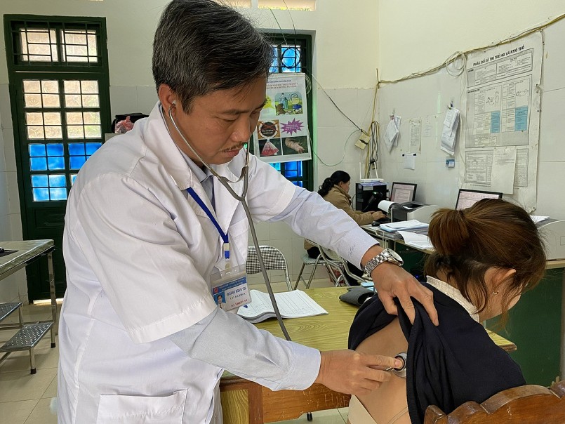 Việc củng cố y tế cơ sở là nền tảng để thực hiện các mục tiêu lớn hơn về sức khỏe cộng đồng. Ảnh minh họa