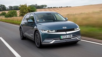 Thị trường xe điện toàn cầu chững lại, tốc độ tăng trưởng thấp nhất từ đầu năm