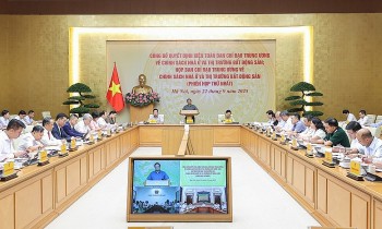 Thủ tướng: Thị trường bất động sản còn nhiều vướng mắc cần tháo gỡ