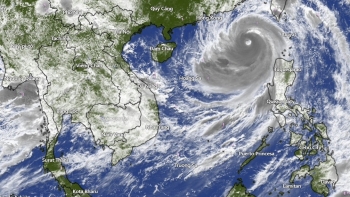 Siêu bão Ragasa sẽ suy yếu khi vào Việt Nam