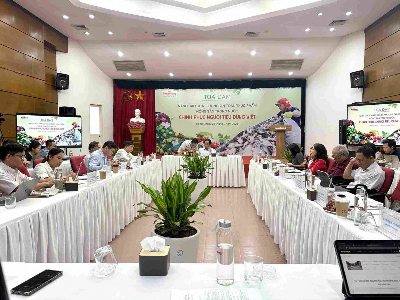 Quang cảnh tọa đàm “Nâng cao chất lượng, an toàn thực phẩm nông sản trong nước: Chinh phục người tiêu dùng Việt“. Ảnh: Phương Anh