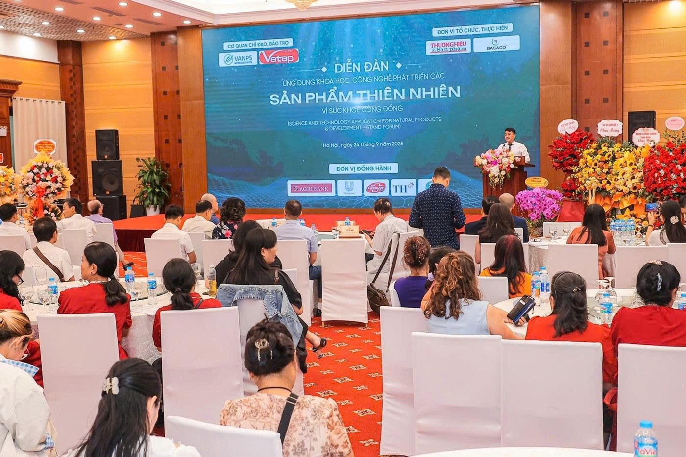 Diễn đàn Sản phẩm thiên nhiên 2025: Sức lan tỏa từ quy mô và đối thoại thực chất, hứa hẹn trở thành sự kiện thường niên Diễn đàn Sản phẩm thiên nhiên 2025: Sức lan tỏa từ quy mô và đối thoại thực chất, hứa hẹn trở thành sự kiện thường niên