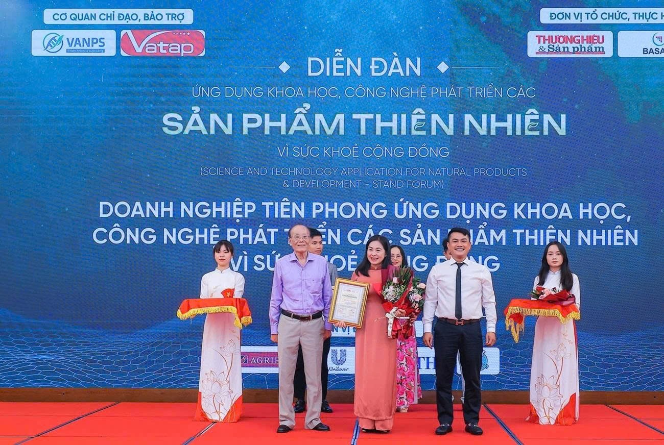 Diễn đàn Sản phẩm thiên nhiên 2025: Sức lan tỏa từ quy mô và đối thoại thực chất, hứa hẹn trở thành sự kiện thường niên Diễn đàn Sản phẩm thiên nhiên 2025: Sức lan tỏa từ quy mô và đối thoại thực chất, hứa hẹn trở thành sự kiện thường niên