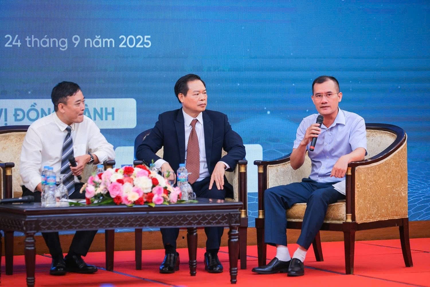 Diễn đàn Sản phẩm thiên nhiên 2025: Sức lan tỏa từ quy mô và đối thoại thực chất, hứa hẹn trở thành sự kiện thường niên Diễn đàn Sản phẩm thiên nhiên 2025: Sức lan tỏa từ quy mô và đối thoại thực chất, hứa hẹn trở thành sự kiện thường niên
