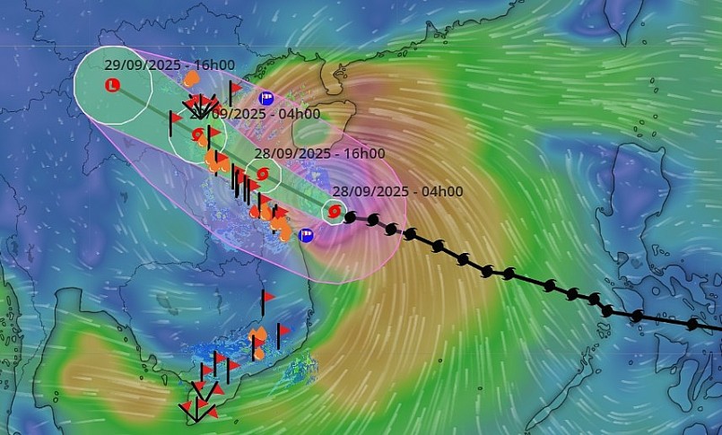 Theo Trung tâm Dự báo Khí tượng Thủy văn quốc gia, lúc 6h sáng nay, tâm bão Bualoi (bão số 10) đang ở trên vùng biển phía Tây đặc khu Hoàng Sa, cách Đà Nẵng khoảng 150 km về phía Đông. Theo Trung tâm Dự báo Khí tượng Thủy văn quốc gia, lúc 6h sáng nay, tâm bão Bualoi (bão số 10) đang ở trên vùng biển phía Tây đặc khu Hoàng Sa, cách Đà Nẵng khoảng 150 km về phía Đông.