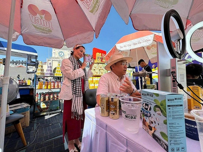 Chìa khóa số mở lối đưa hàng Việt vươn ra thế giới