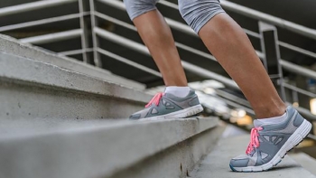 Leo cầu thang: ‘Phòng gym’ miễn phí cho tim mạch và vóc dáng