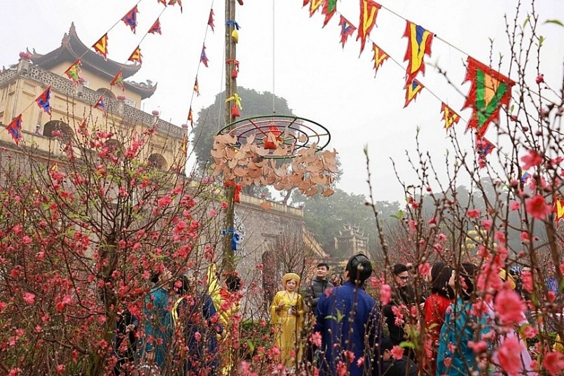 Đối với người lao động làm việc tại các doanh nghiệp, Bộ Nội vụ khuyến khích áp dụng phương án nghỉ 9 ngày như khối công chức. 