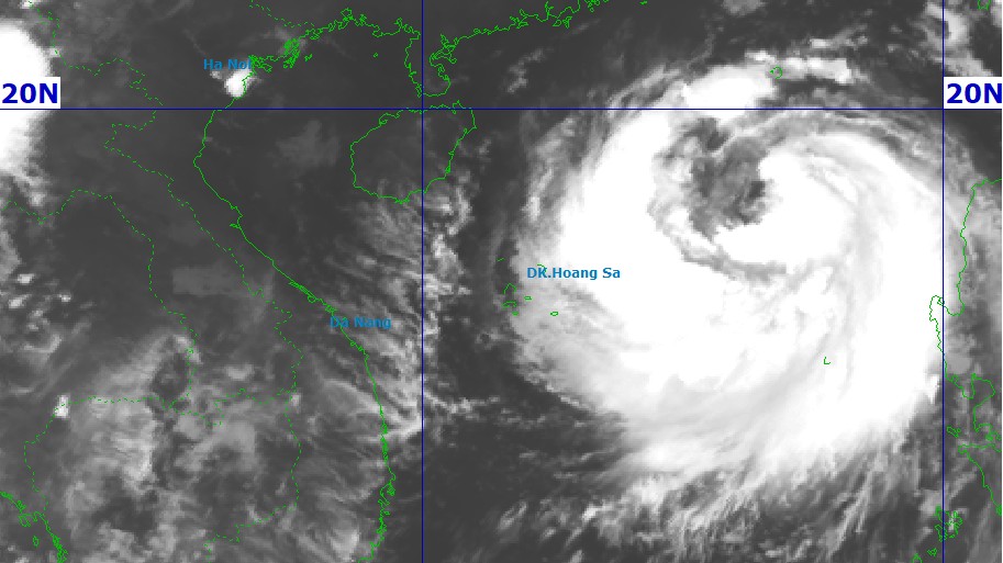 Bão Matmo (bão số 11) tăng cấp thần tốc, dự báo đạt sức gió cấp 13 giật 16