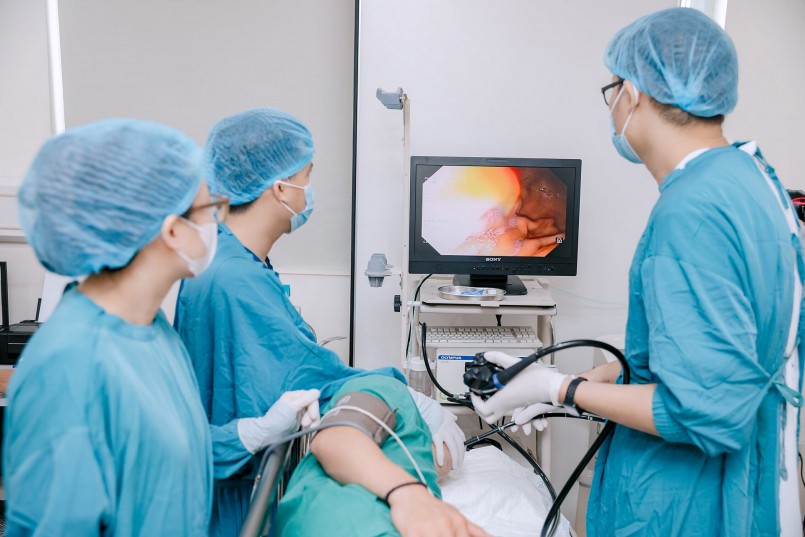 Nội soi giúp phát hiện sớm các tổn thương đường tiêu hóa.