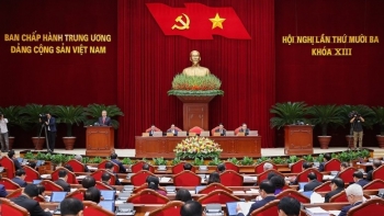 Thông cáo báo chí ngày làm việc thứ nhất Hội nghị Trung ương 13, khoá XIII