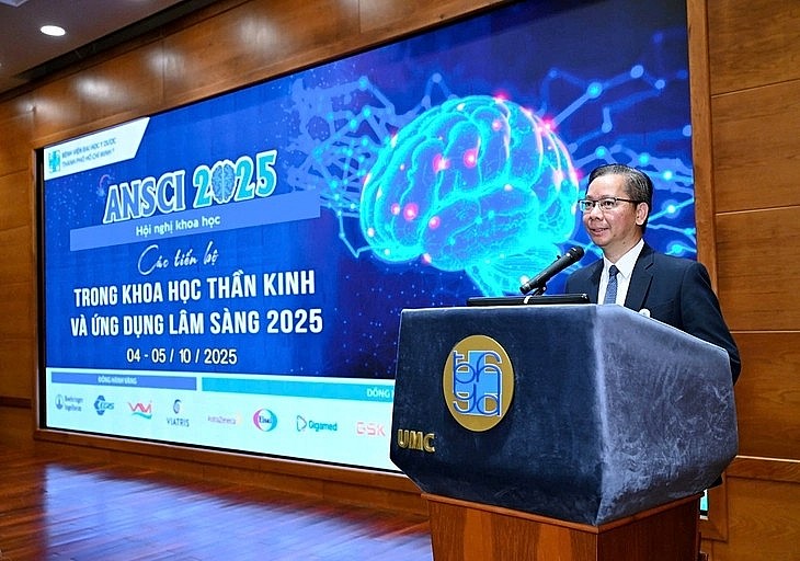 Phó giáo sư - Tiến sĩ - Bác sĩ Nguyễn Minh Anh, Phó Giám đốc Bệnh viện Đại học Y Dược TP.HCM phát biểu khai mạc. Ảnh: BVCC